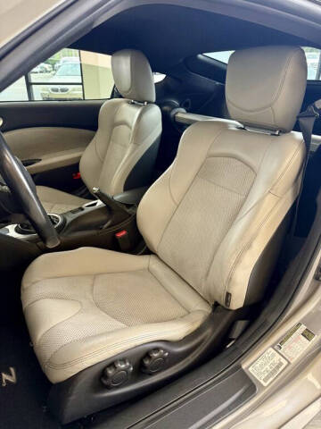 2009 Nissan 370Z Touring