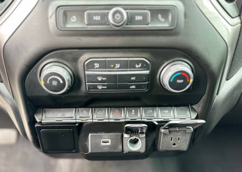 2020 Chevrolet Silverado 1500 Custom