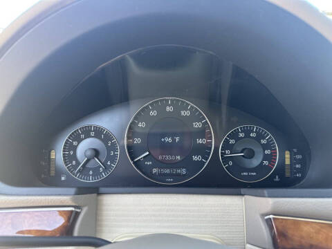 2005 Mercedes-Benz E-Class E 320