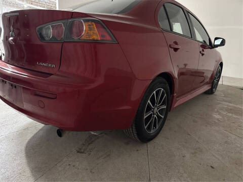 2017 Mitsubishi Lancer ES