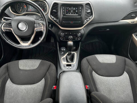 2018 Jeep Cherokee Latitude