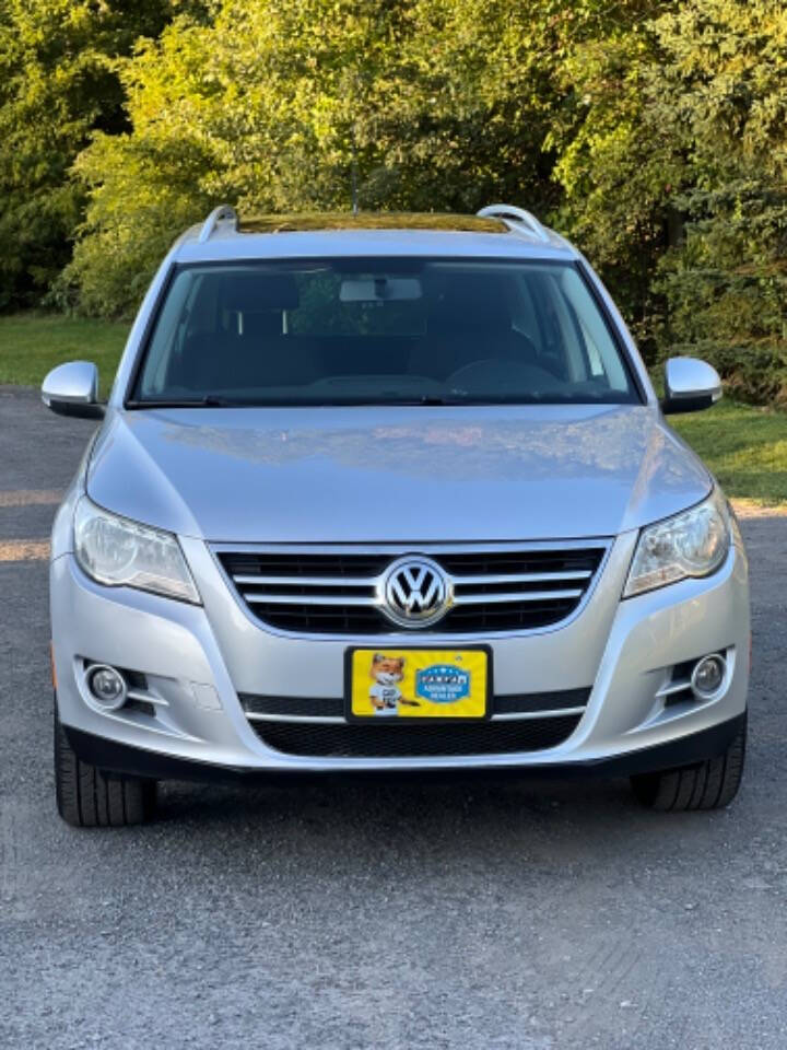 2009 Volkswagen Tiguan for sale at Town Auto Inc in Clifton Park, NY