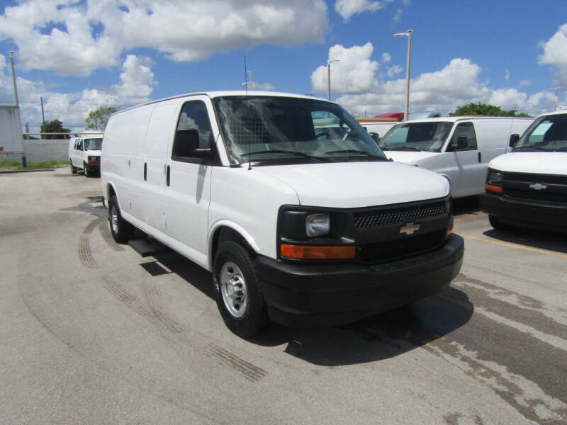 2017 Chevrolet Express 2500
