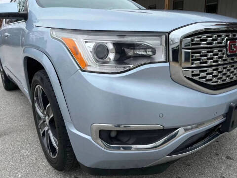 2017 GMC Acadia Denali