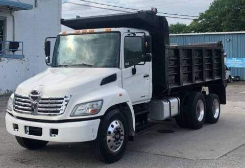 2009 Hino 338