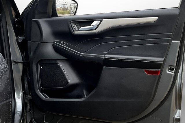 2021 Ford Escape Hybrid SE