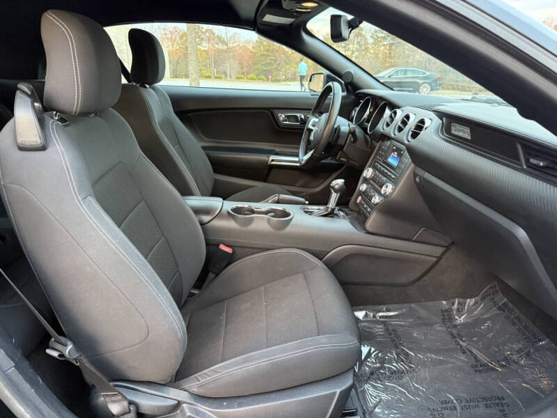 2015 Ford Mustang V6