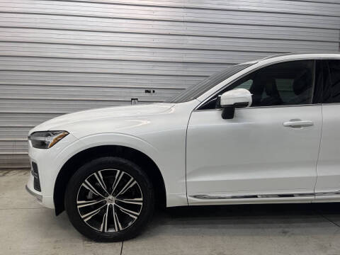 2022 Volvo XC60 B5 Inscription