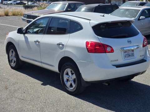 2013 Nissan Rogue S