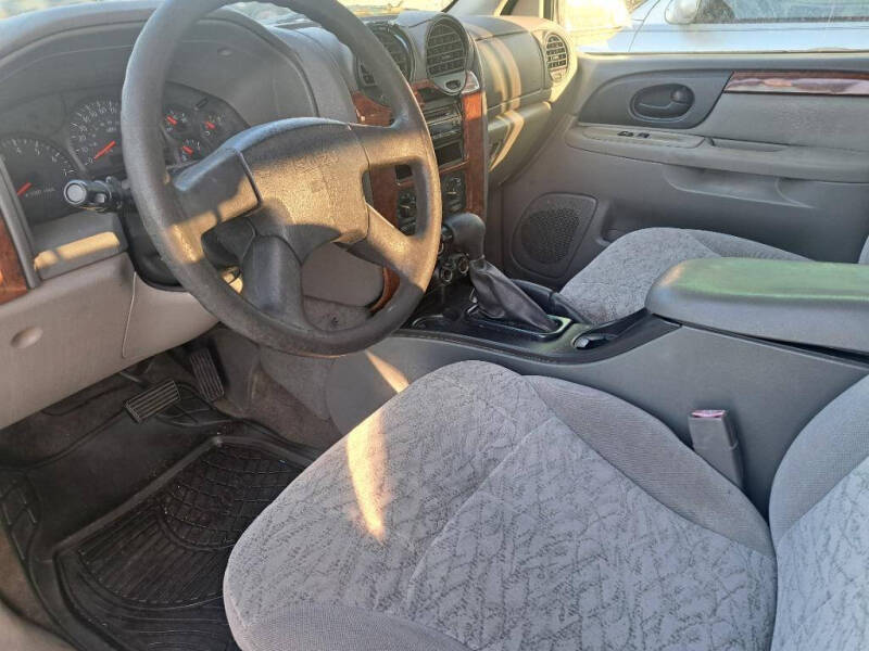 2004 Isuzu Ascender S 5 Passenger