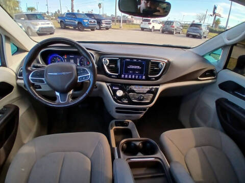 2020 Chrysler Pacifica Touring