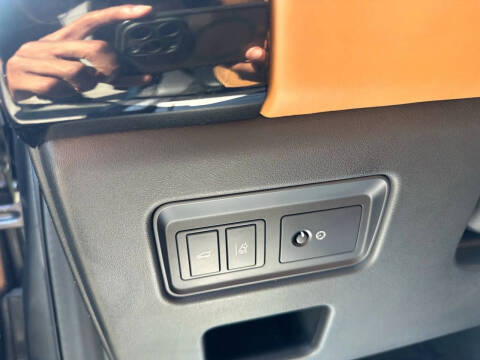 2018 Land Rover Discovery HSE Luxury