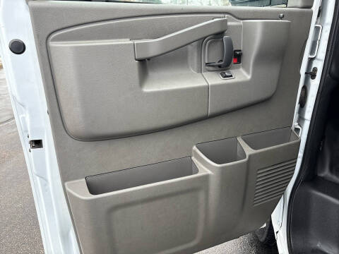 2023 Chevrolet Express LS 3500