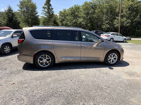 2018 Chrysler Pacifica Touring L