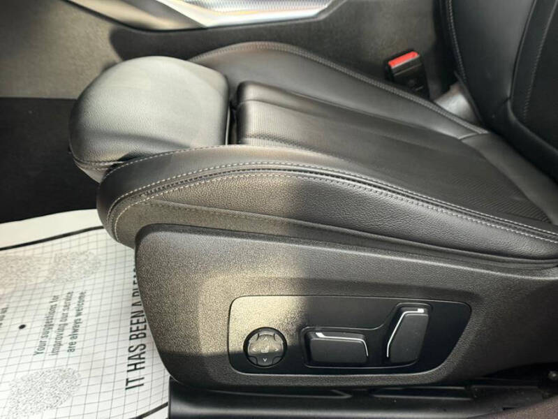 2024 BMW 3 Series 330i xDrive