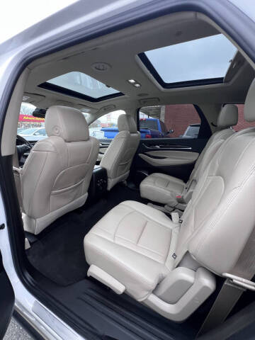 2020 Buick Enclave Essence