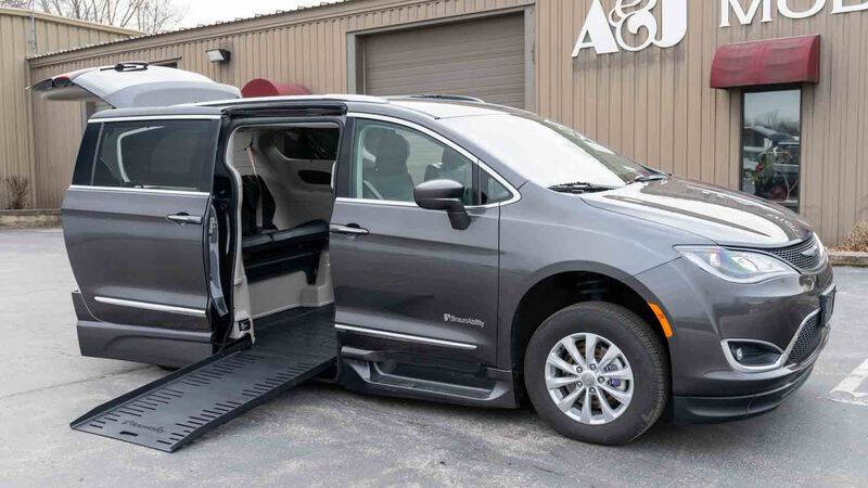 2019 Chrysler Pacifica for sale at A&J Mobility in Valders WI