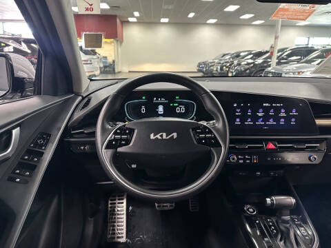 2023 Kia Niro EX Touring