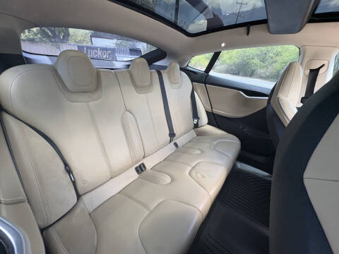 2013 Tesla Model S Performance
