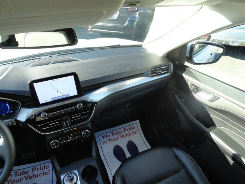 2021 Ford Escape Titanium