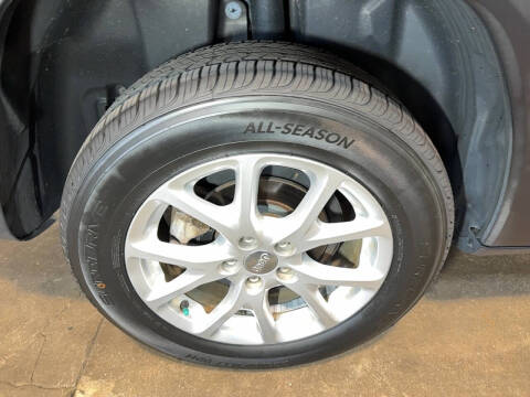 2015 Jeep Cherokee Sport