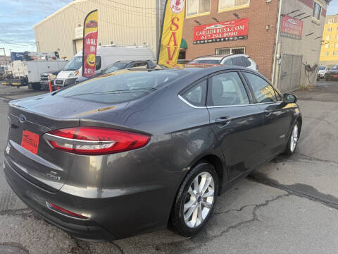 2019 Ford Fusion Hybrid SE