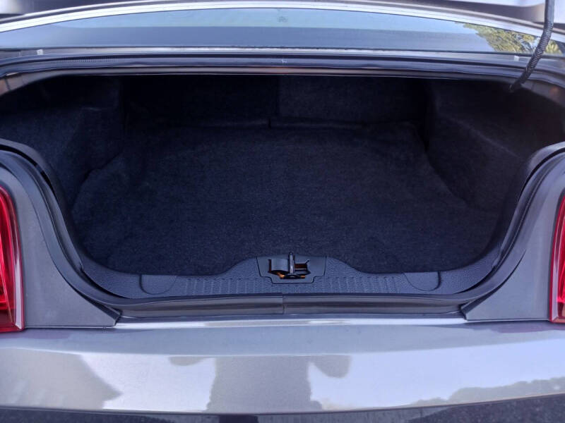 2010 Ford Mustang V6