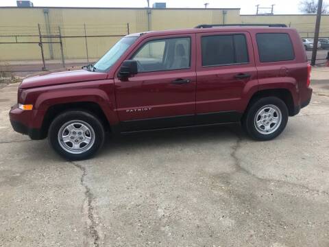 2014 Jeep Patriot for sale at FIRST CHOICE MOTORS in Lubbock TX