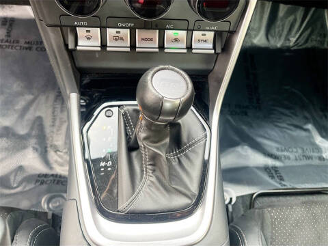 2025 Toyota GR86 Premium