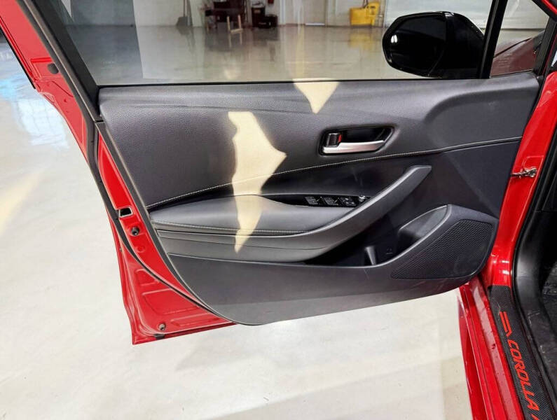 2021 Toyota Corolla Hatchback SE