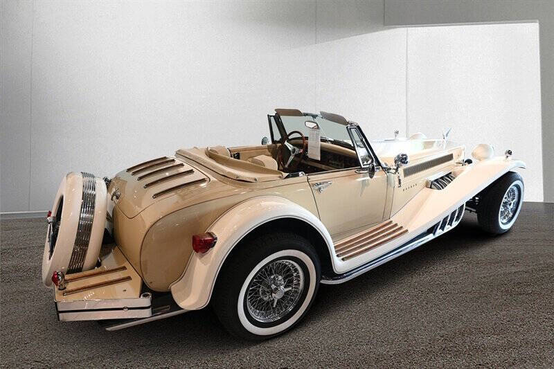 1977 Clenet Convertible 8
