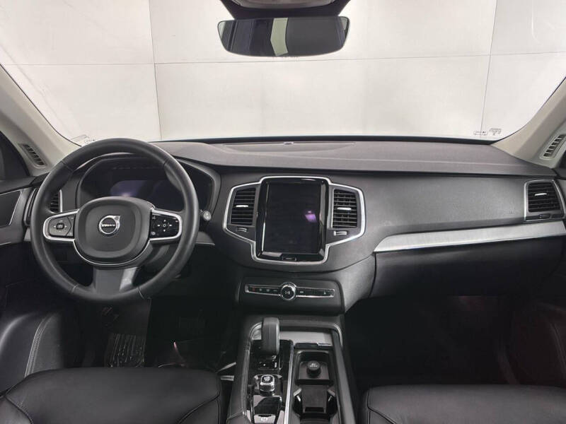 2023 Volvo XC90 B5 Core