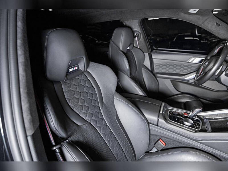 2022 BMW X6 M
