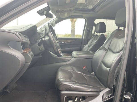 2020 Cadillac Escalade Luxury