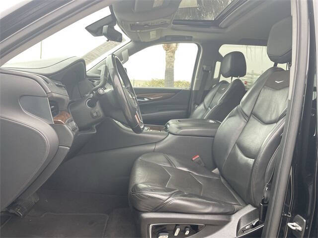 2020 Cadillac Escalade Luxury