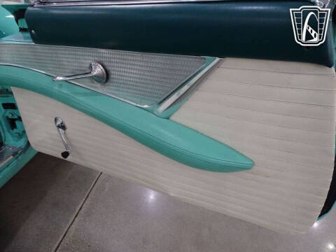 1955 Ford Thunderbird