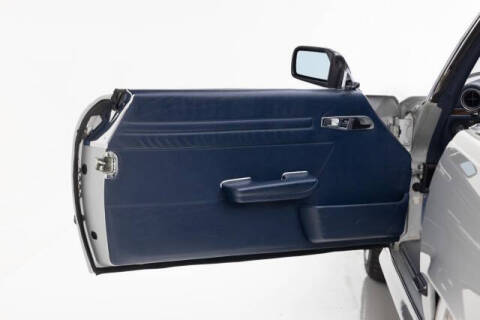 1986 Mercedes-Benz 560-Class 560 SL