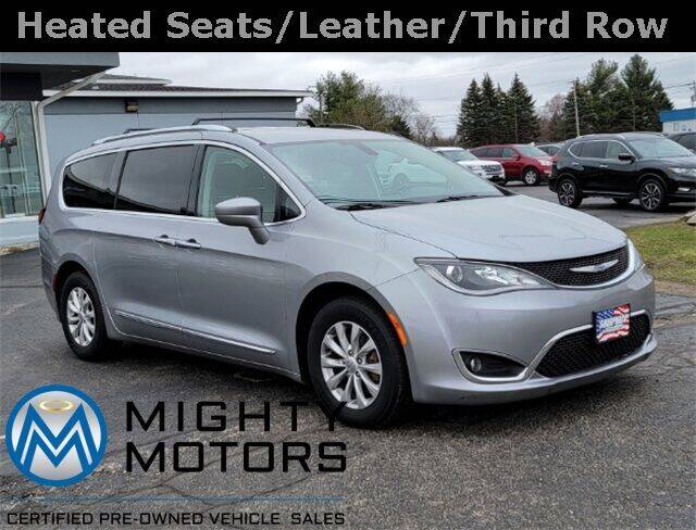 2018 Chrysler Pacifica for sale at Mighty Motors in Adrian MI