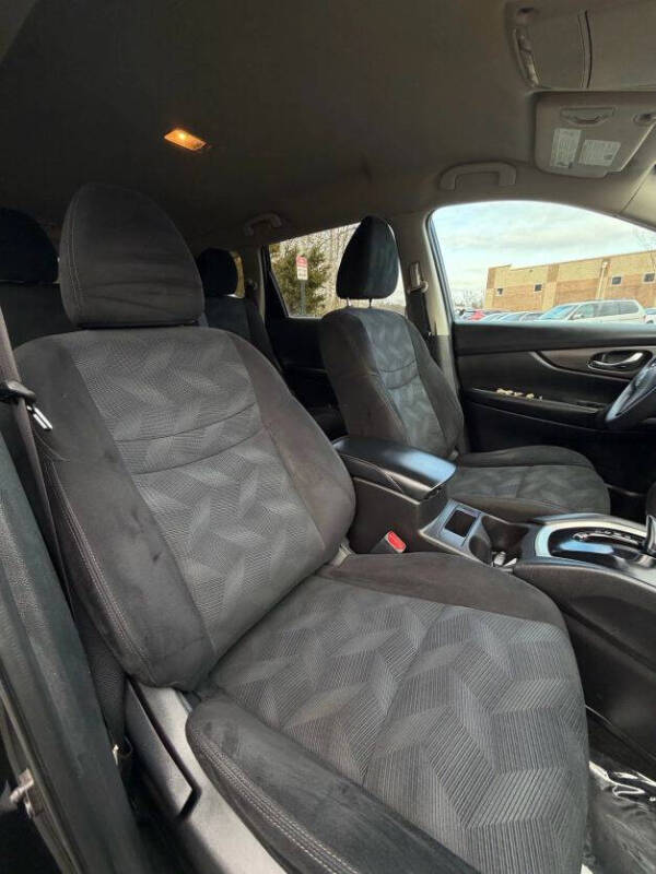 2015 Nissan Rogue SV