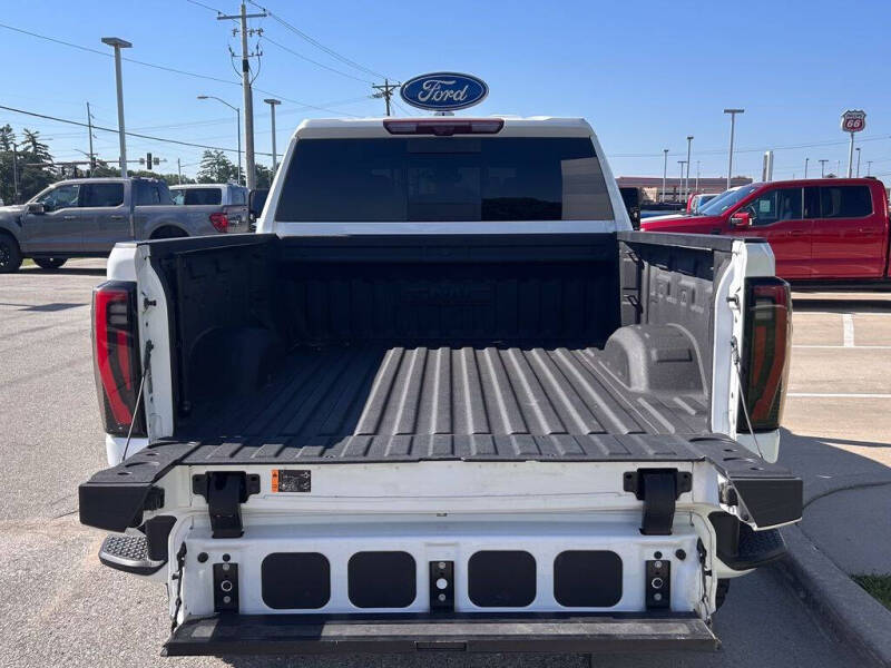 2025 GMC Sierra 2500HD