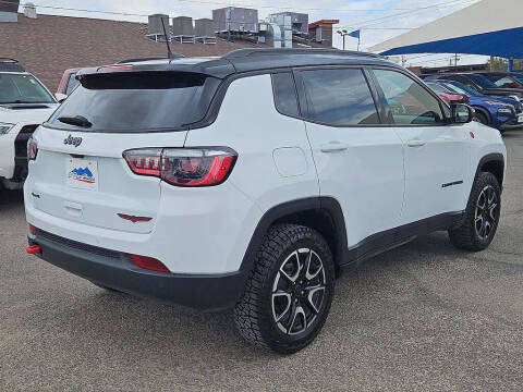 2025 Jeep Compass Trailhawk