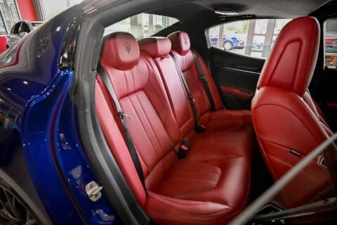 2022 Maserati Ghibli Modena Q4