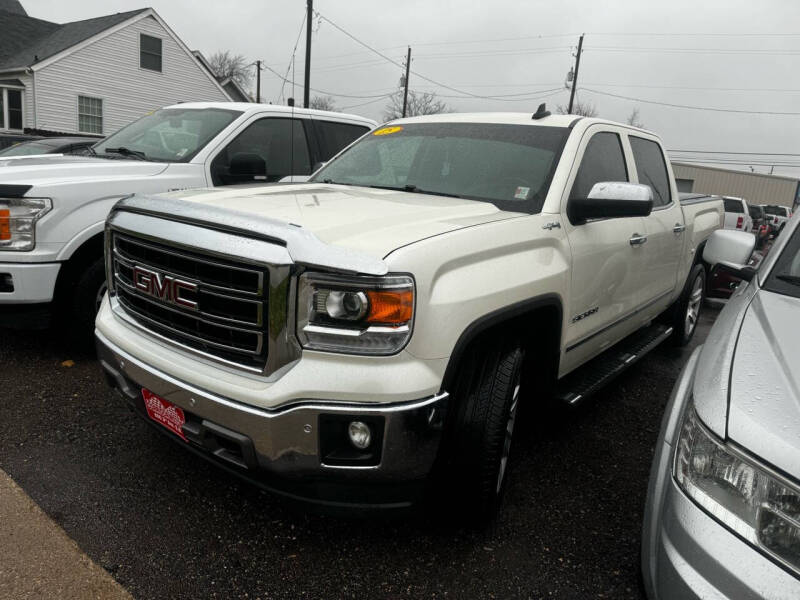 2015 GMC Sierra 1500 for sale at Corridor Motors in Cedar Rapids IA
