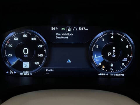 2022 Volvo S60 B5 Momentum