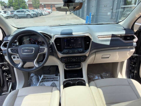 2021 GMC Acadia Denali