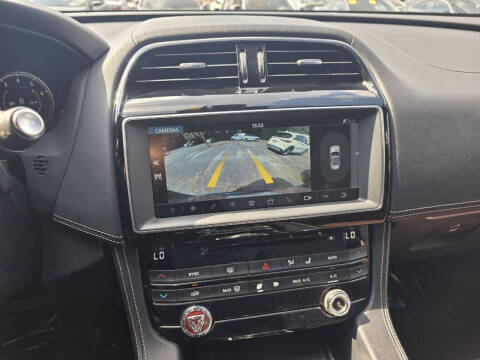 2017 Jaguar F-PACE S