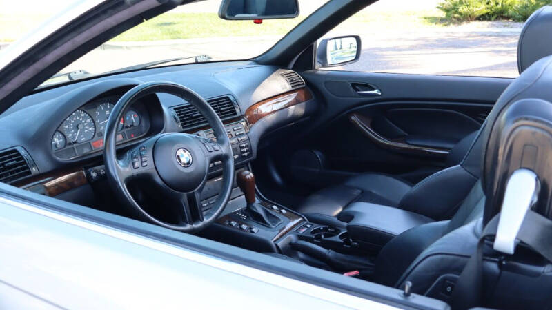 2002 BMW 3 Series 325Ci