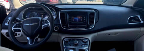 2016 Chrysler 200