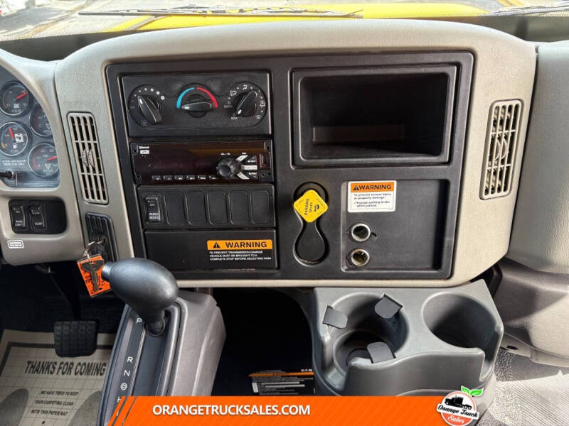 2019 International DuraStar 4300