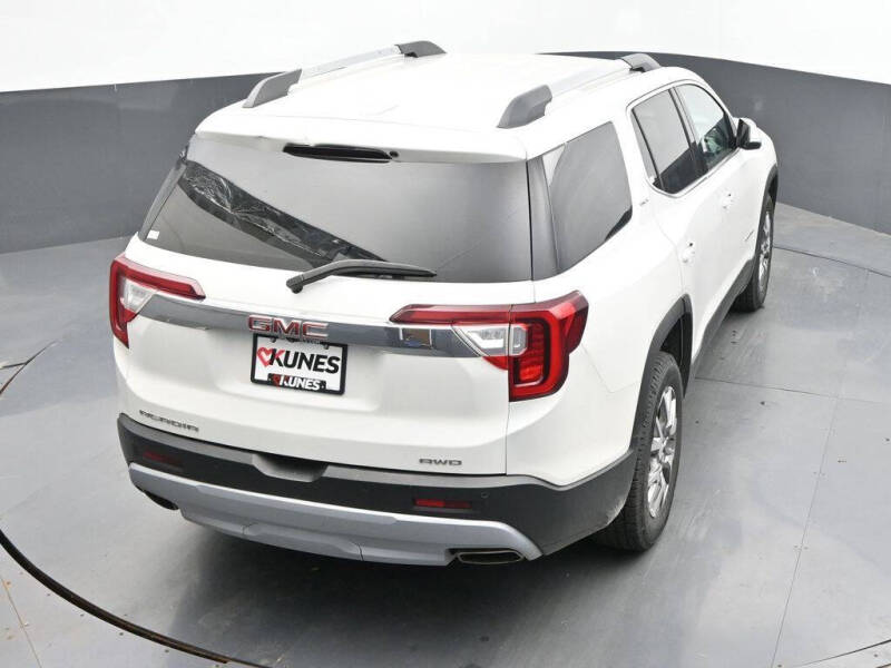 2021 GMC Acadia SLT
